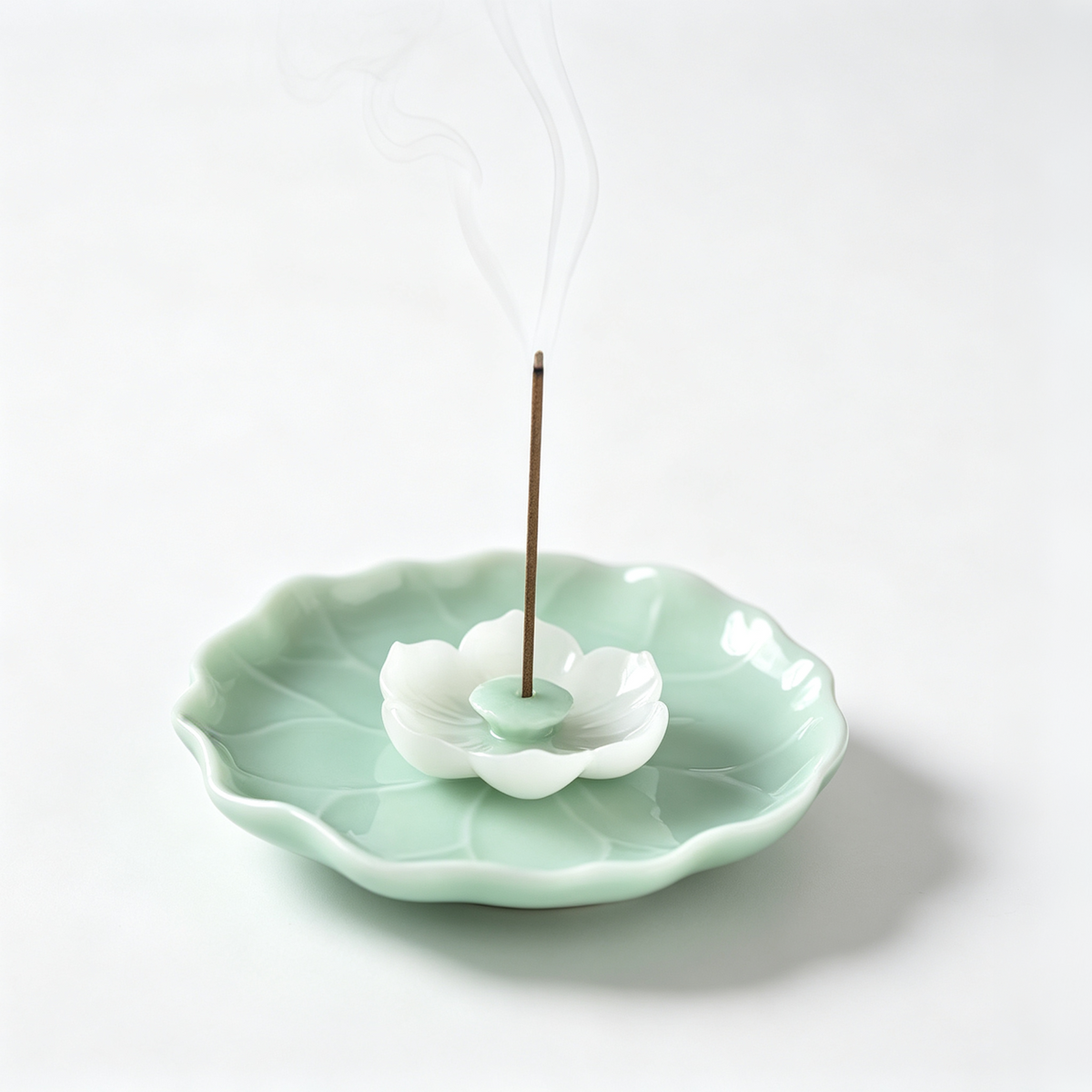 Qing Lian Incense Holder